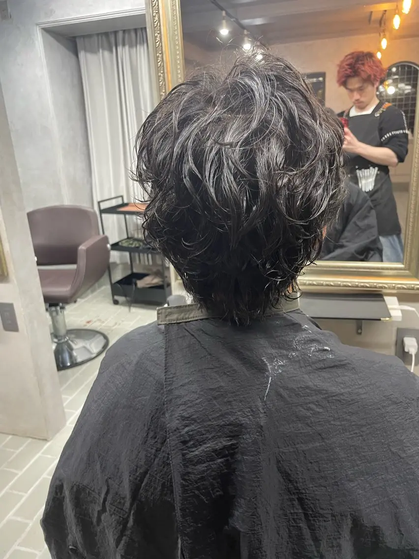 メンズ メンズパーマ カット パーマ 艶髪/透明感カラー 山﨑俊輔のヘアスタイル