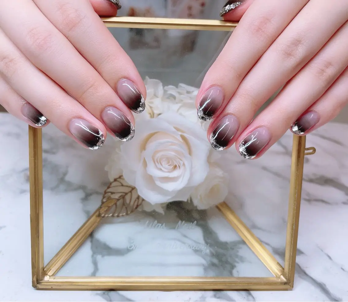 ネイル フレンチネイル ジェルネイル ガラスフレンチ グラデーション ハードジェル Lilas Nailのネイルデザイン