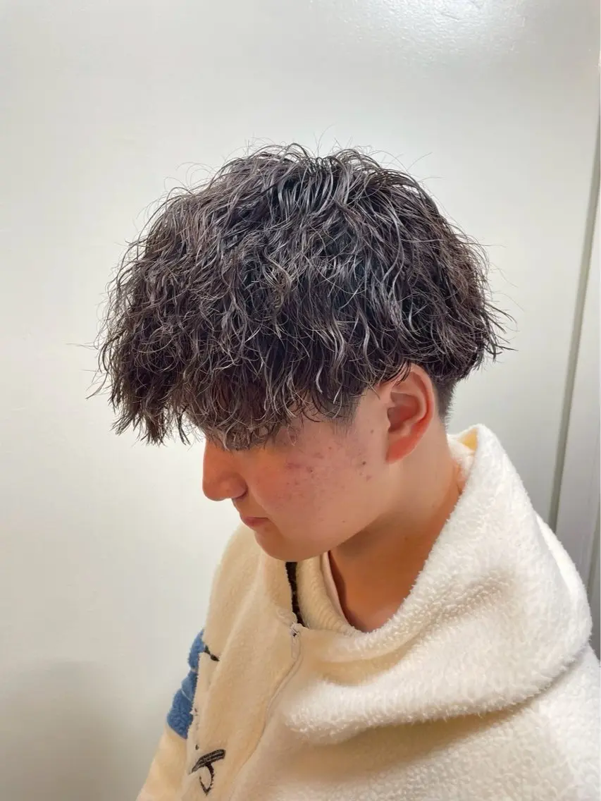 【メンズカットモデル】マッシュカット＋ツイストスパイラルパーマ#メンズカットモデル#ツイスパ#パーマモデル#メンズパーマの写真