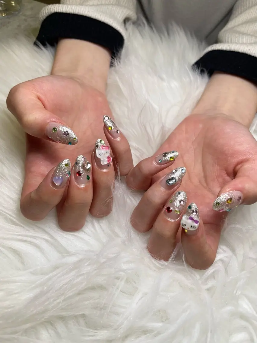 ネイル ハンドネイル ハンドケア SunnyRoa aguri ୨୧˖*のネイルデザイン