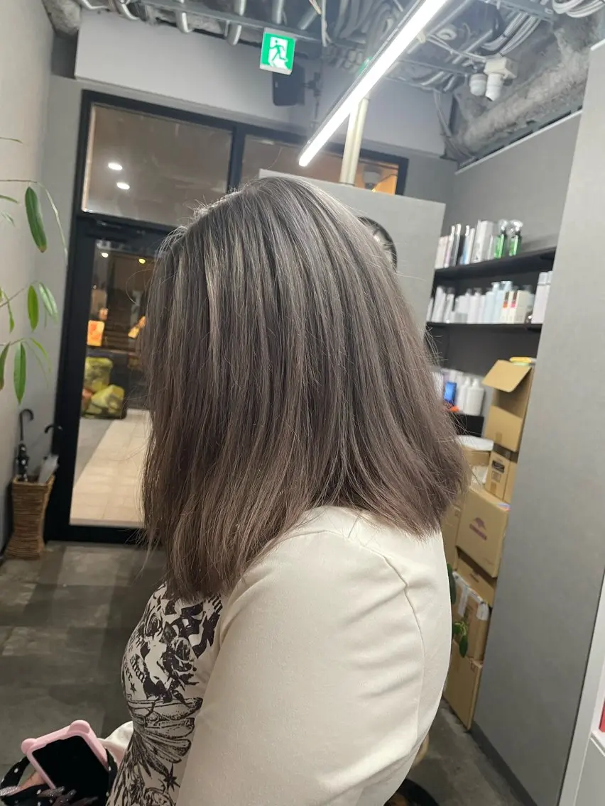 カラー 🌹ミラクル美容師 🌹ブリーチくっぽのヘアスタイル