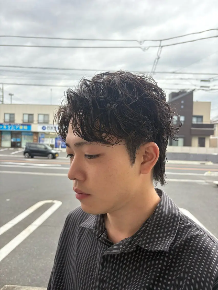 パーマ メンズ ビジネス センターパート メンズ韓国風 メンズパーマ ニュアンスパーマ カット パーマ メンズ特化✂️阿世賀 隆太のヘアスタイル