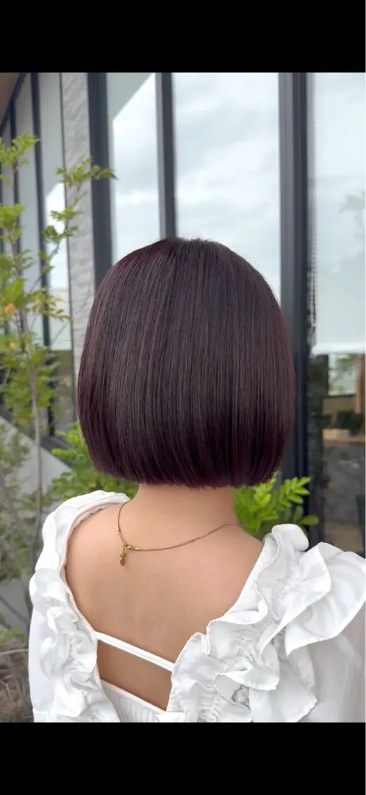 カラー レッドカラー ボブ カット ヘアカラー トリートメント 馬場 美咲のヘアスタイル