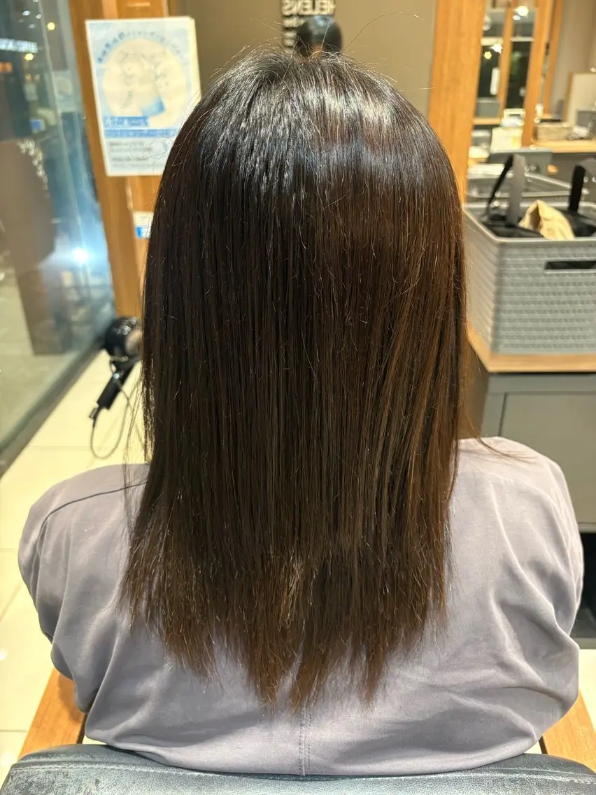 セミロング 縮毛矯正 大賀 和希🌱のヘアスタイル
