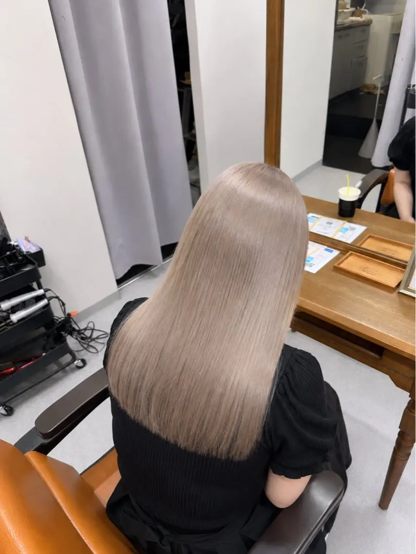 ロング ヘアカラー 中島 大聖のヘアスタイル