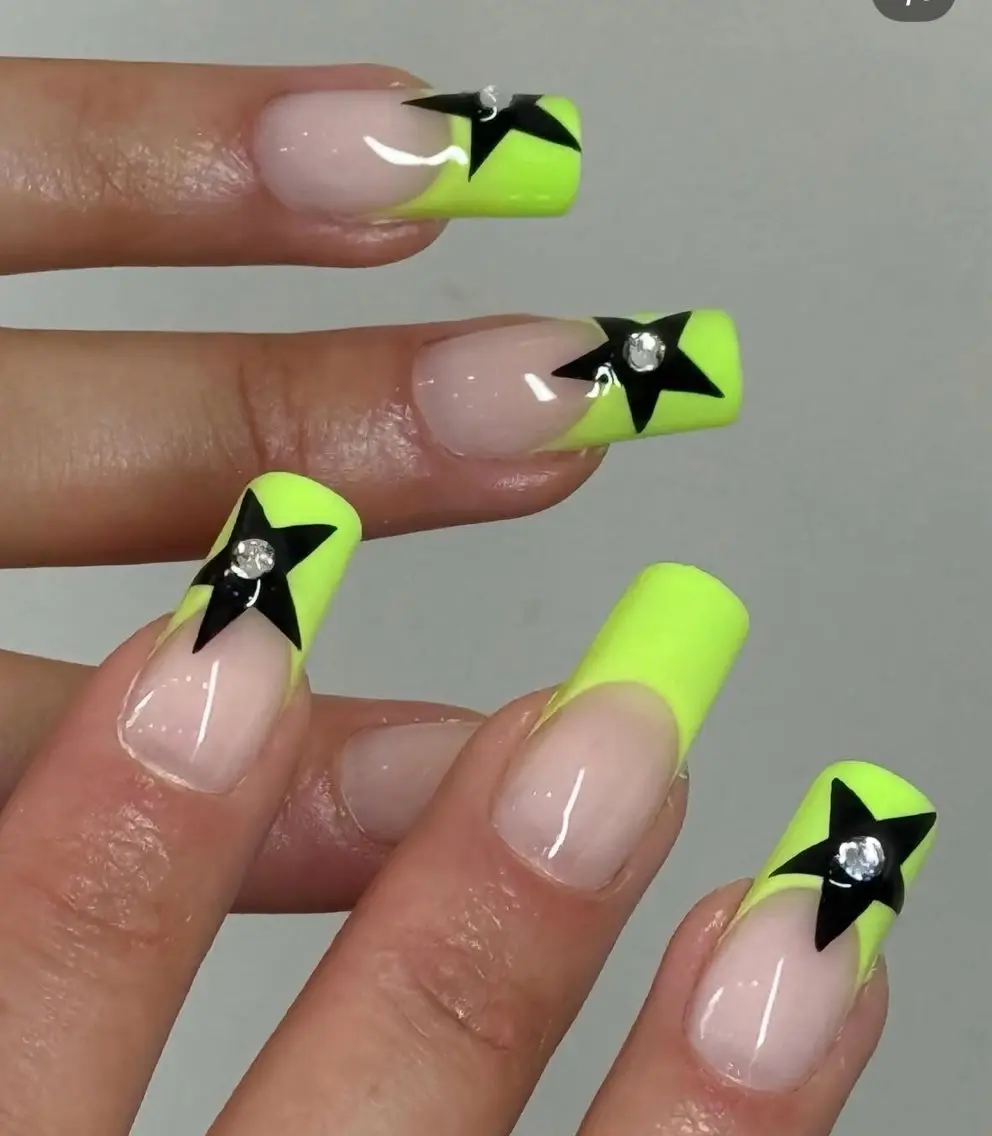ネイル AKINA NAILのネイルデザイン