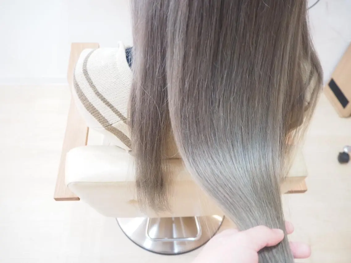 カラー ヘアカラー 中江 規久のヘアスタイル