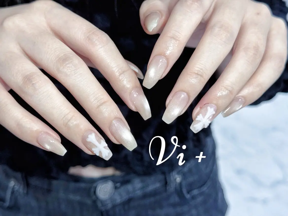 ネイル ハンドネイル ✨Nailsalon Vi+✨のネイルデザイン