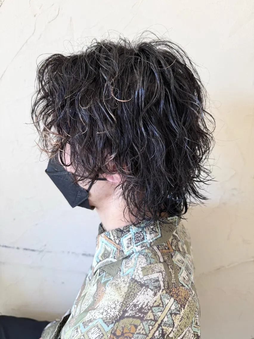 ミディアム パーマ メンズ 波巻きパーマ カット パーマ メンズ特化/パーマ指 名No.1/百瀬太郎のヘアスタイル