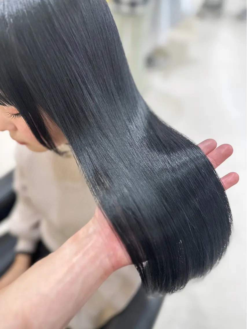 【うねりや癖が気になる方へ🫧】縮毛矯正➕ワンカラー➕カット➕外部補習オリジナルトリートメントの写真