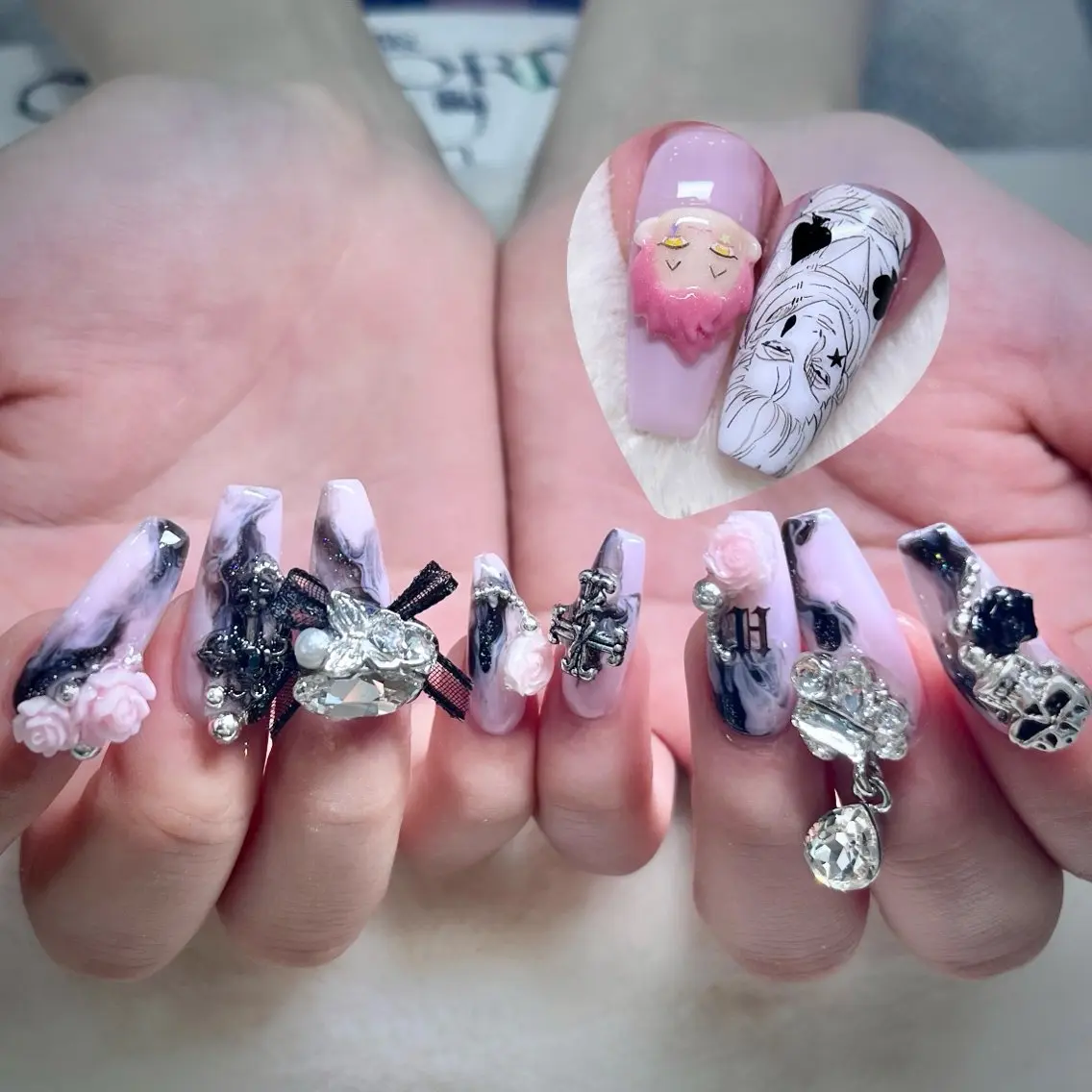 ロング ハンドネイル METORO NAILのネイルデザイン
