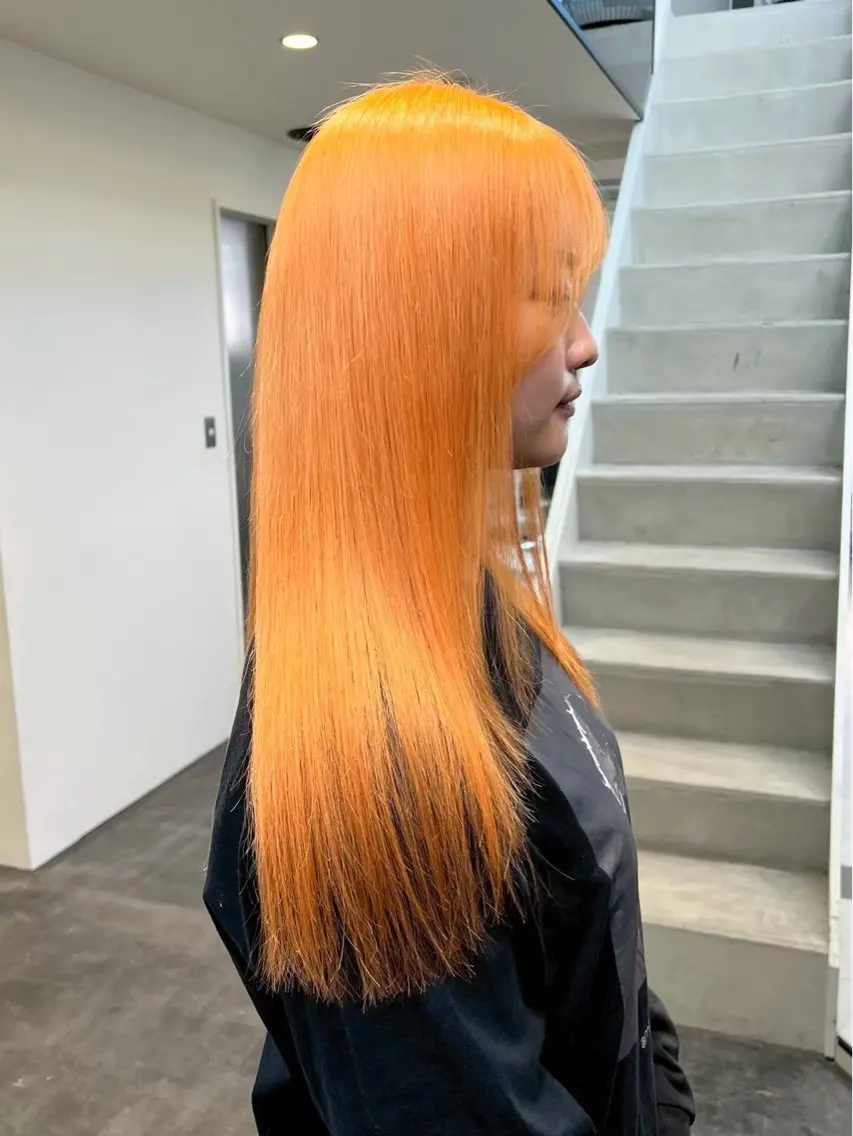 ロング ヘアカラー MIZUKI LUCK TOKYOのヘアスタイル