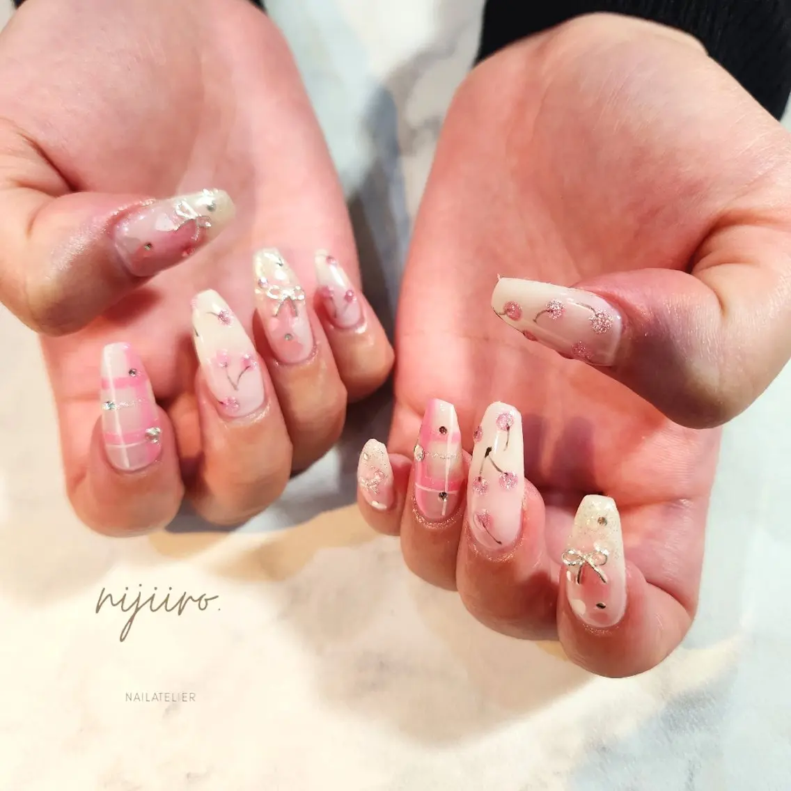 ネイル ハンドネイル nijiiro🌈 サトウのネイルデザイン