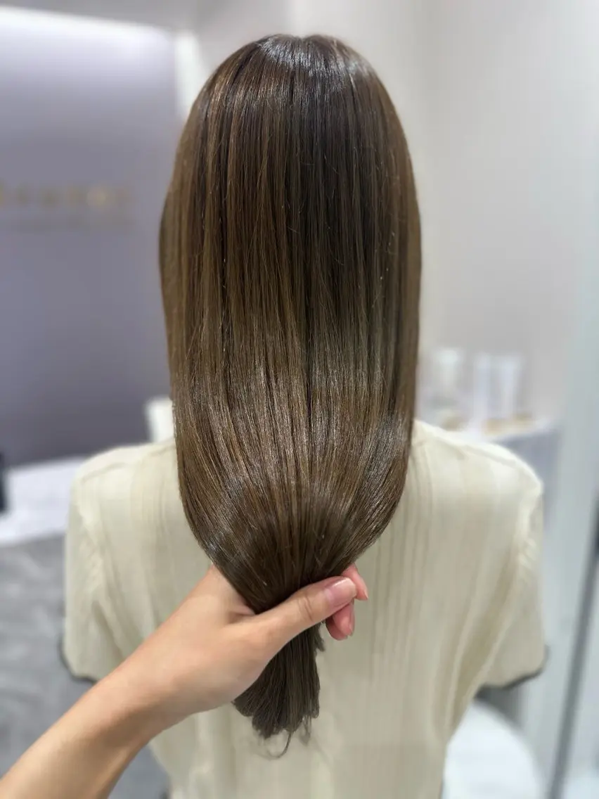 セミロング カラー カット ヘアカラー トリートメント ヘッドスパ 韓国レイヤー✨ yasuko銀座のヘアスタイル