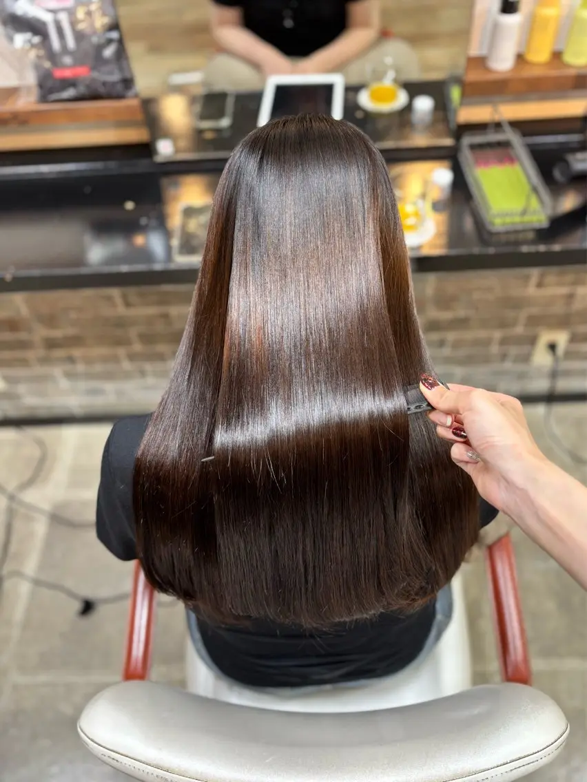 ロング カラー パーマ ヘアアレンジ 髪質改善 縮毛矯正 カット 縮毛矯正 イツキ🌕デザインカ ラー🥨髪質改善🫧のヘアスタイル