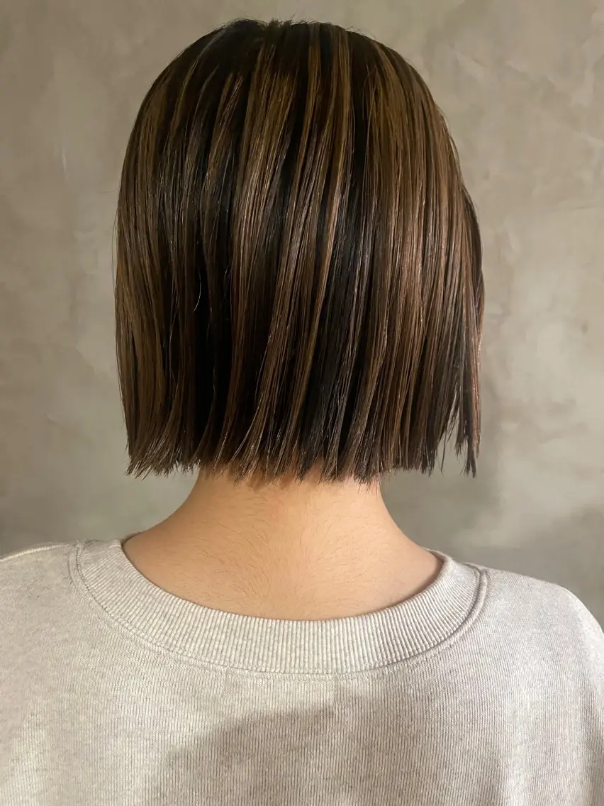 ショート カラー ブリーチ カット ヘアカラー トリートメント ayane⭐️ボブ・ ショート・パーマのヘアスタイル