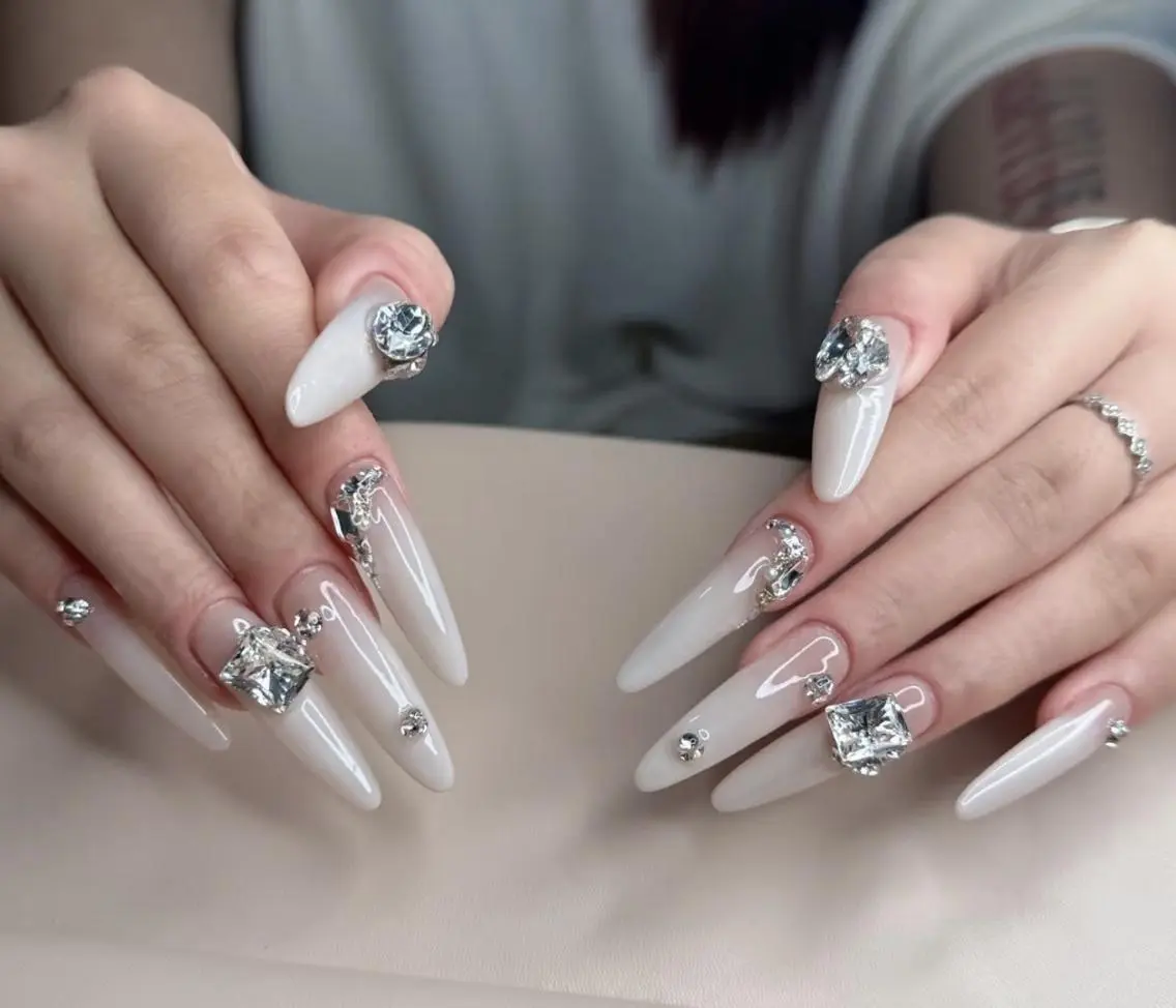 ネイル ハンドネイル TiTi Nail🫧のネイルデザイン