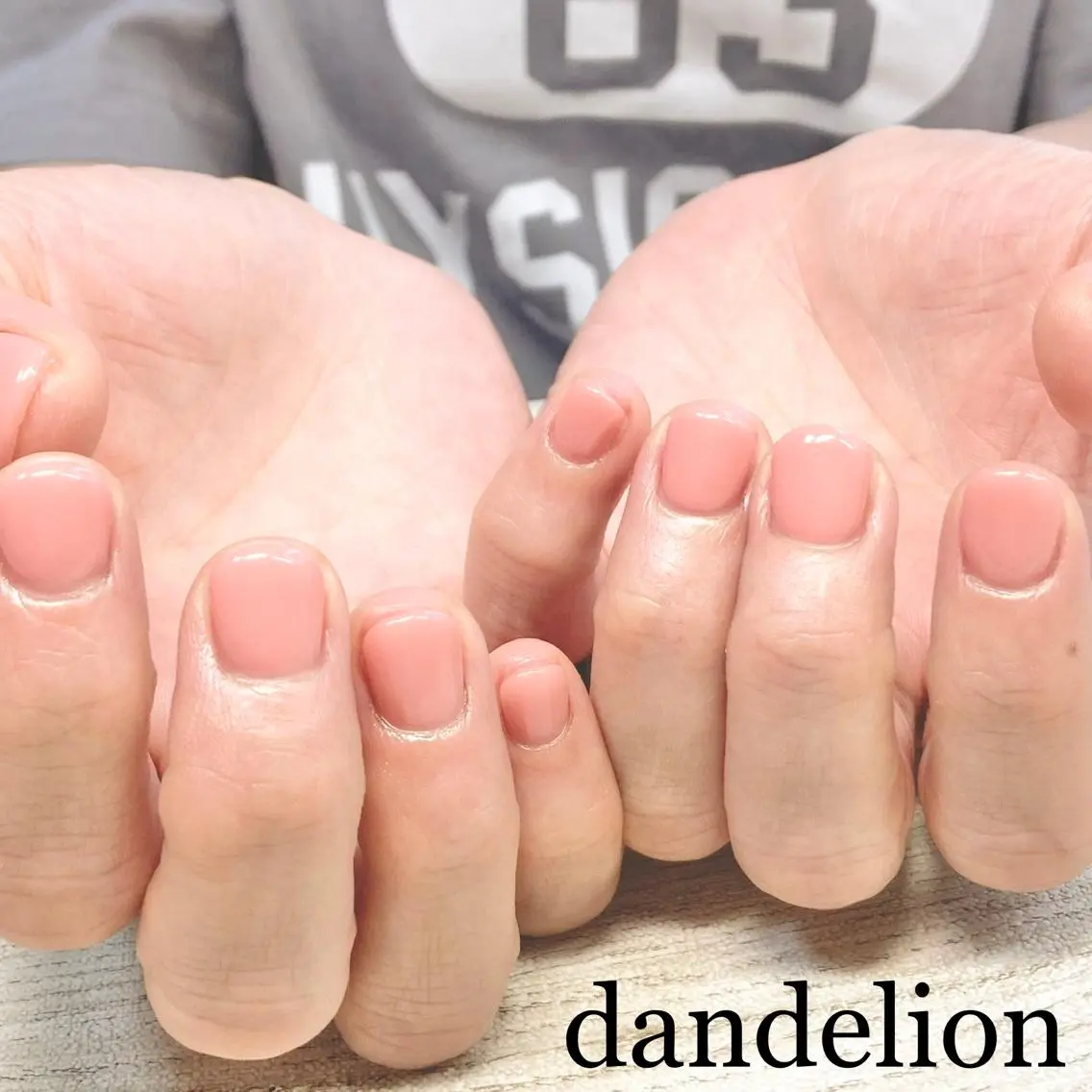ネイル ハンドネイル ハンドケア dandelion ダンデライオンのネイルデザイン