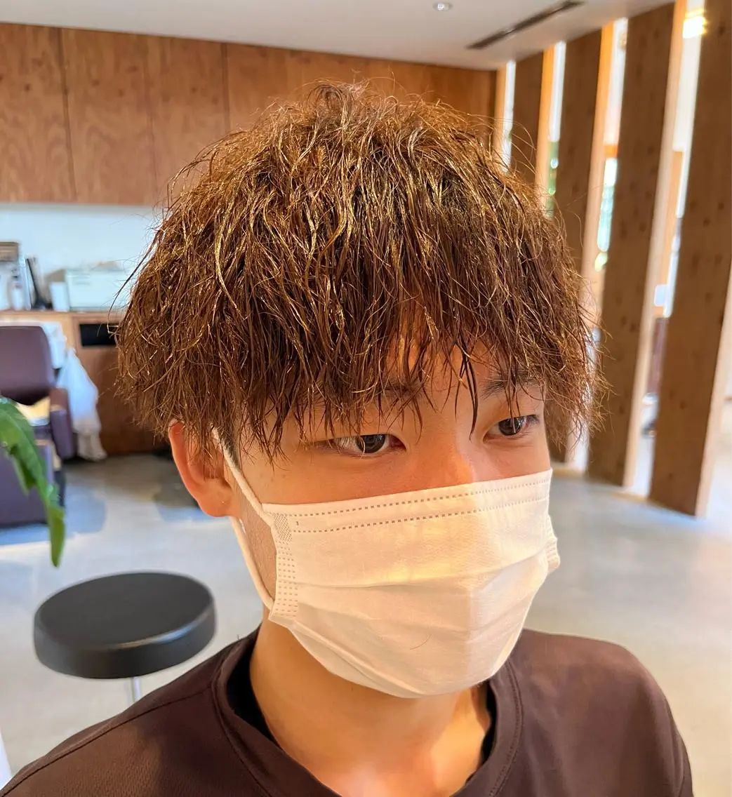 ショート パーマ メンズ . Lｉｅのヘアスタイル