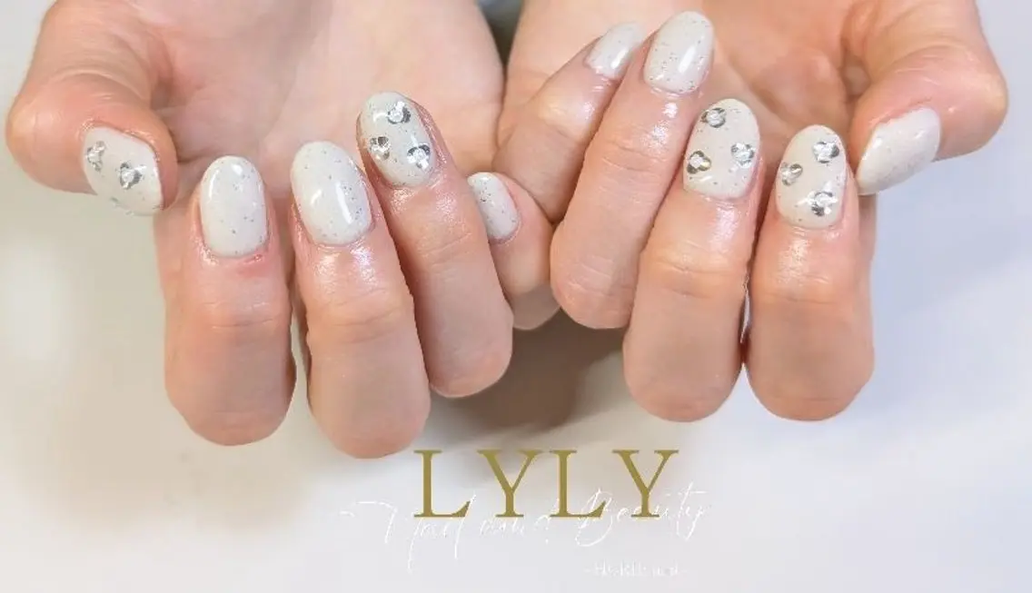 ネイル フラワーネイル LYLY ✾ai✾のネイルデザイン
