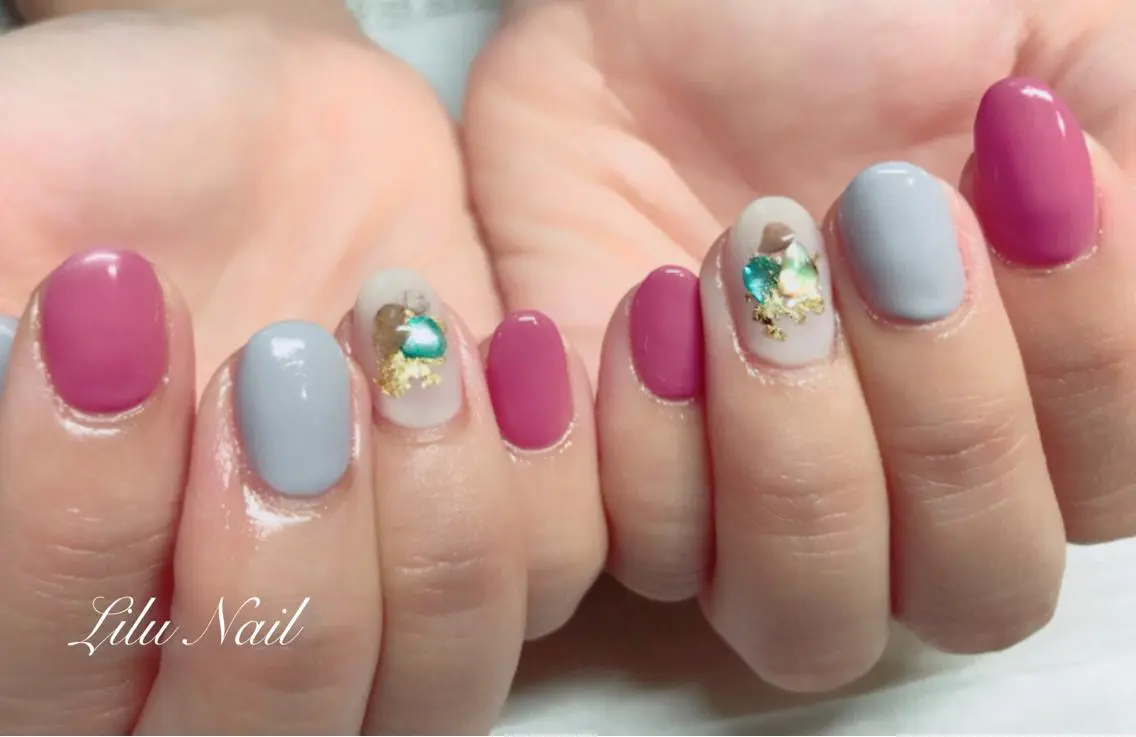 ネイル シンプルネイル モチの良さ◉ フィルインネイル♡のネイルデザイン