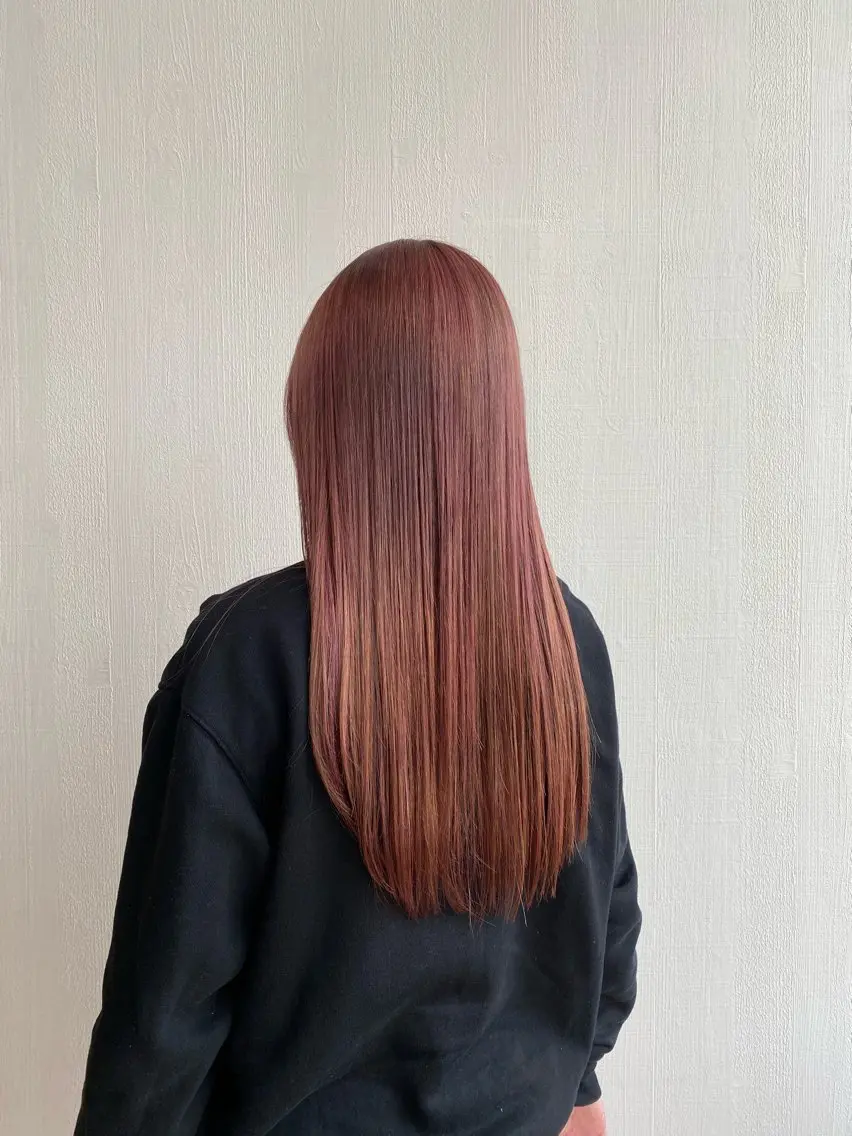 ロング ピンクブラウン ヘアカラー 佐藤 森夏のヘアスタイル