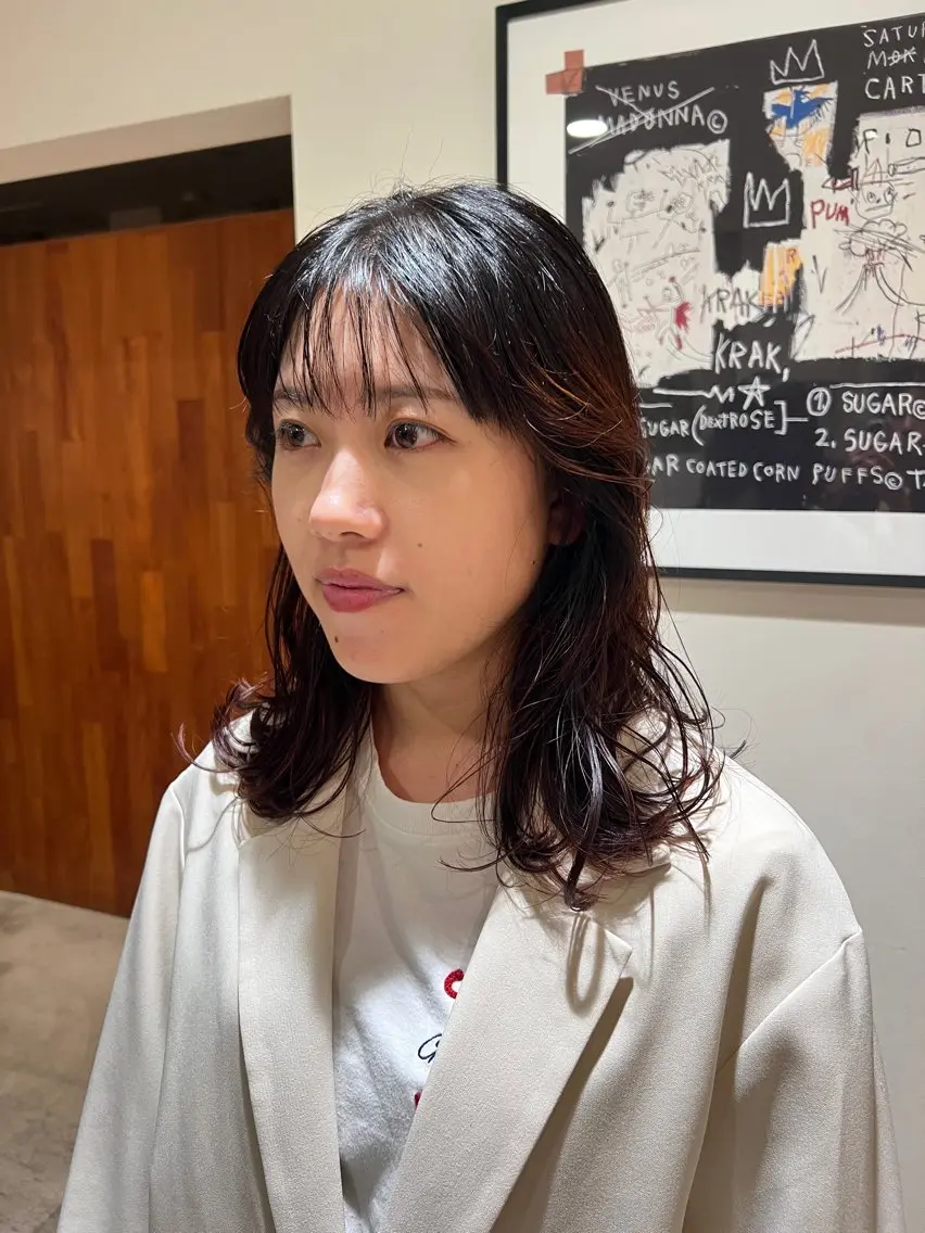 ロング レイヤーカット 和泉市フルール 古賀　薫のヘアスタイル