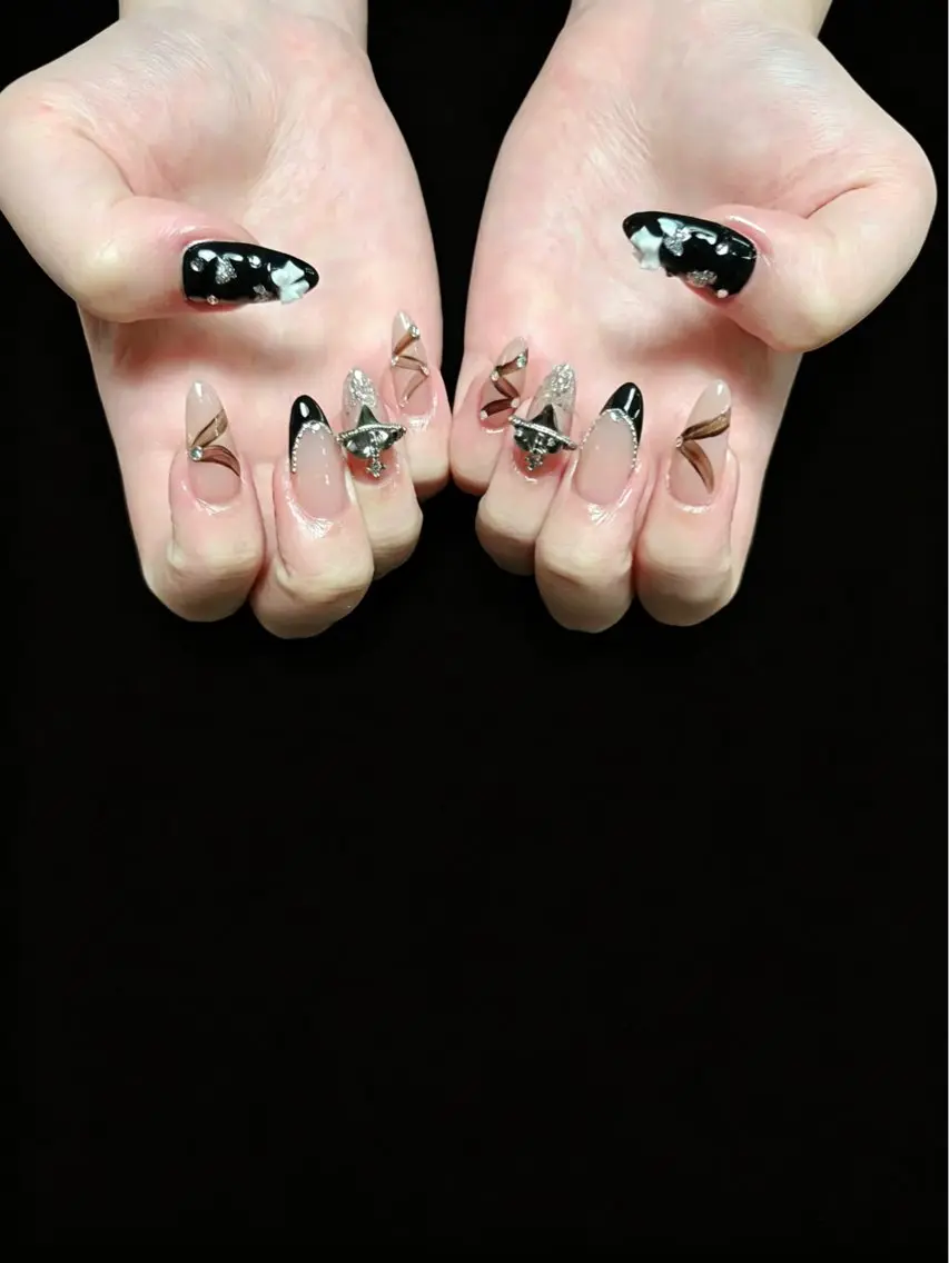 ネイル ハンドネイル ongles chicのネイルデザイン