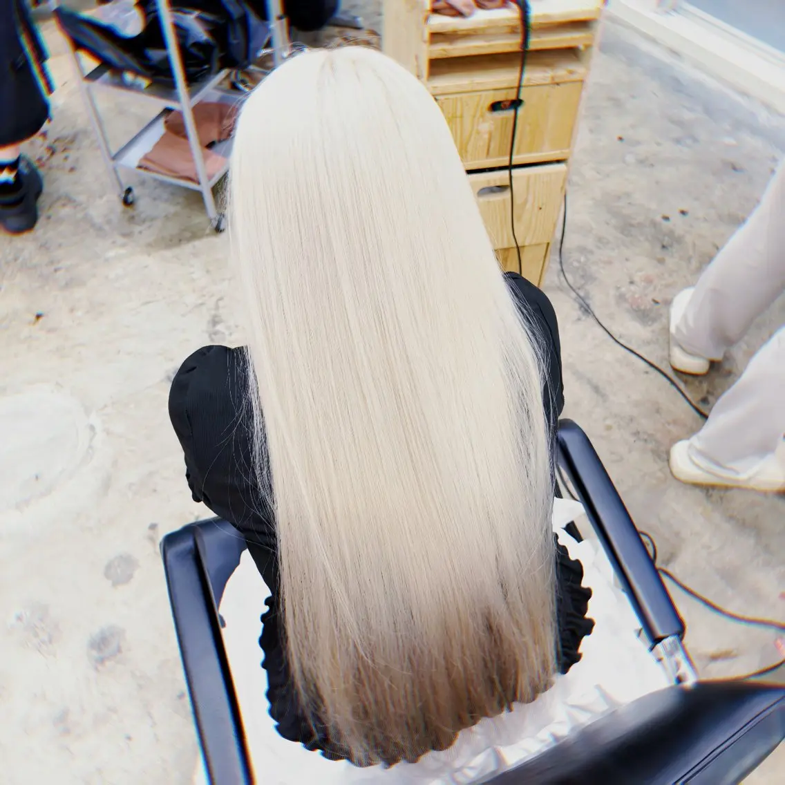 ロング カラー ブリーチ ケアブリーチ デザインカラー ハイトーンカラー ハッシュカット ヘアカラー トリートメント ハイトーン/レイヤー しゅーたのヘアスタイル