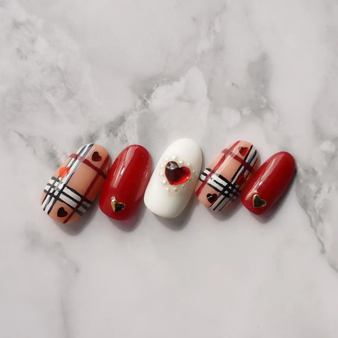 ネイル ハンドネイル MILD Nail yuka.のネイルデザイン