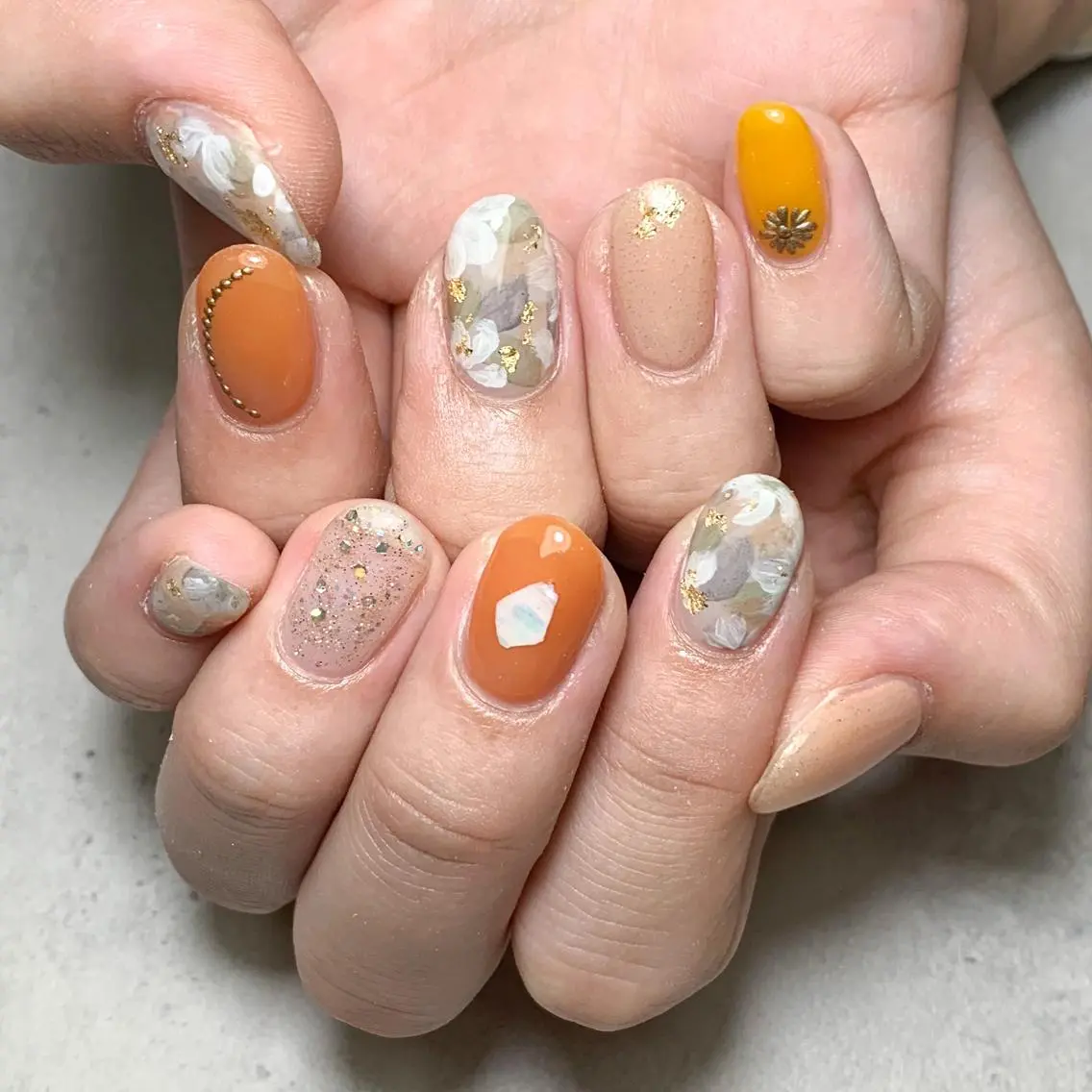 ネイル ハンドネイル FIORITURA aiのネイルデザイン
