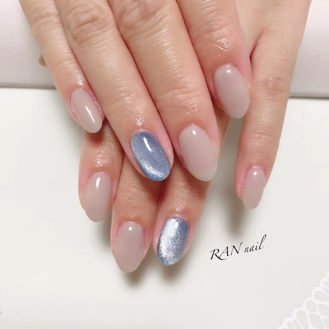 ネイル オーロラネイル ワンカラーネイル 冬ネイル RAN nailのネイルデザイン
