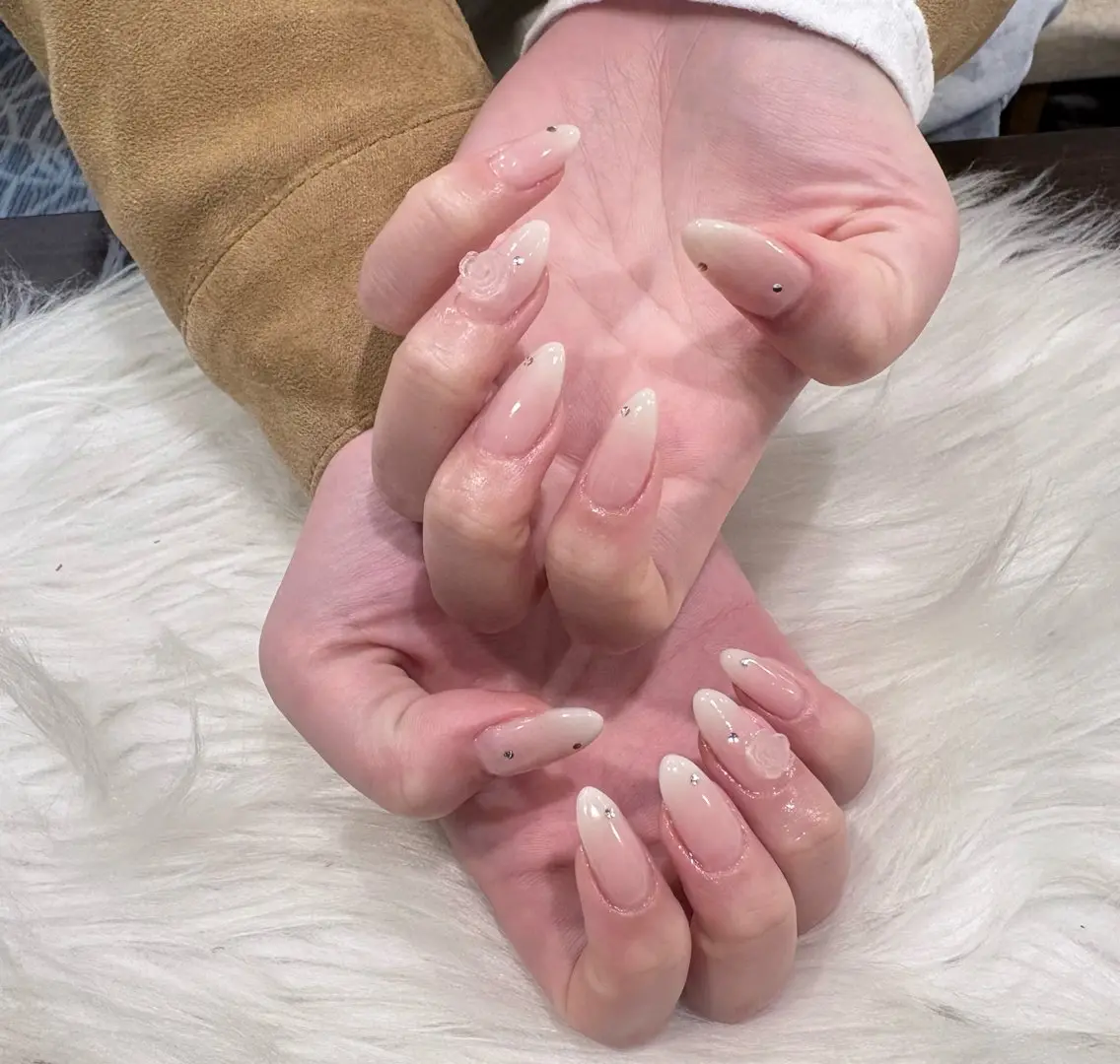 ネイル ハンドネイル Nobody_ Minのネイルデザイン