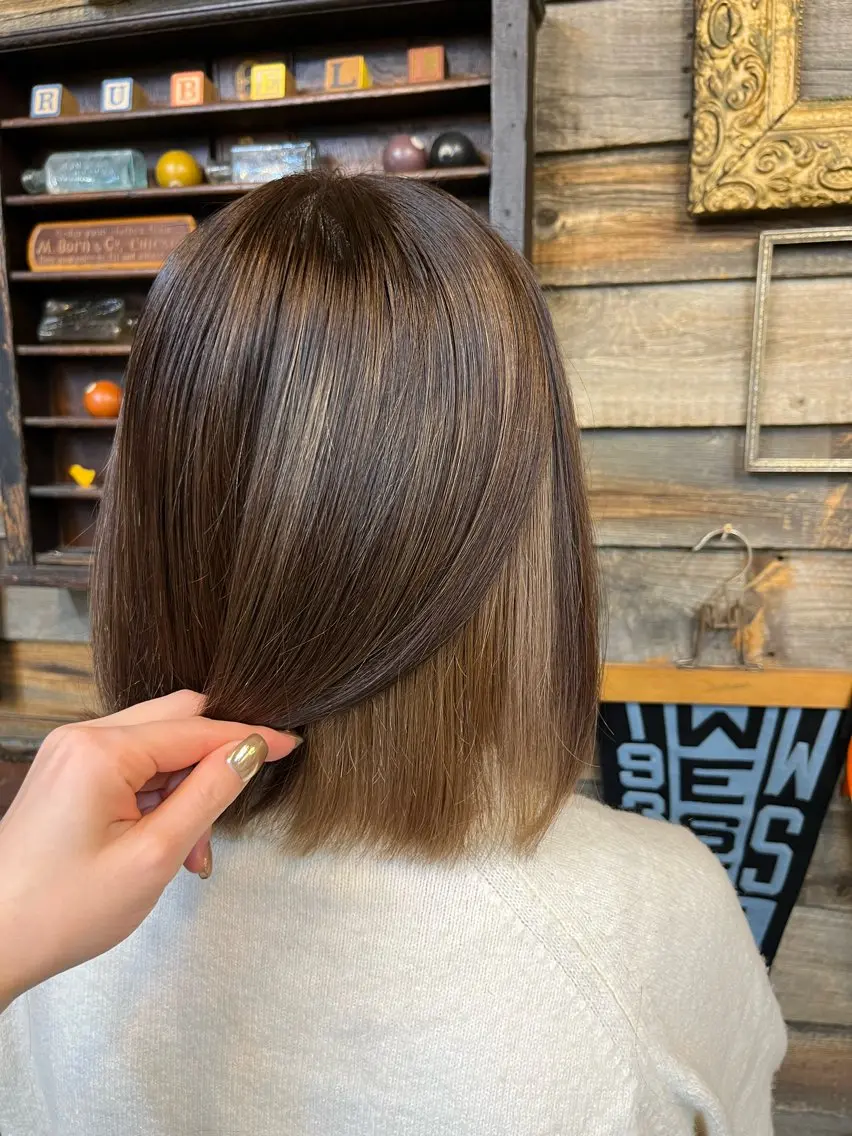 ミディアム カラー ベージュカラー ピンクカラー ピンクベージュ ヘアカラー 川崎 かなでのヘアスタイル
