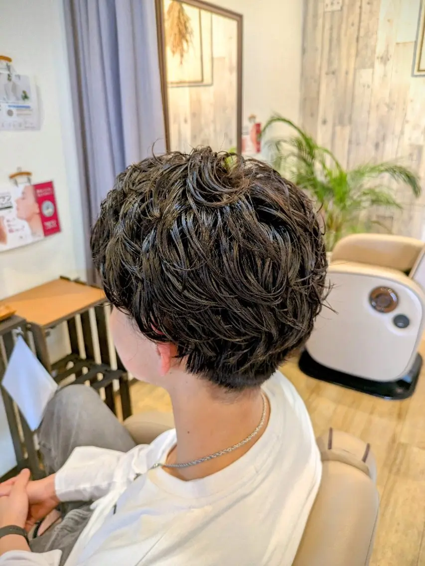 メンズ パーマ フルムーン村上 心のヘアスタイル
