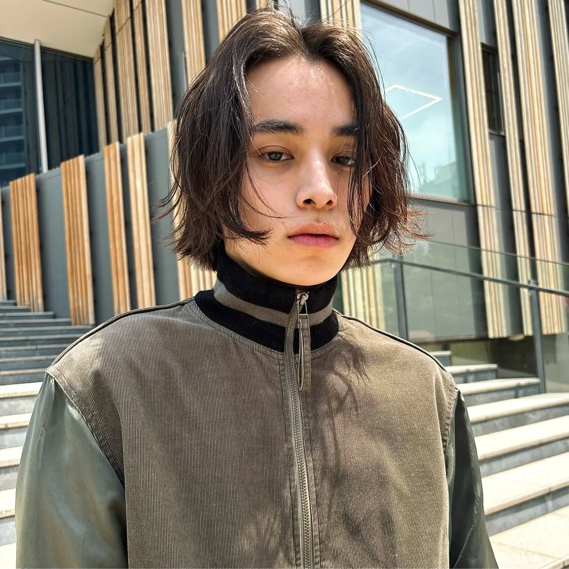 ミディアム パーマ メンズ ミディアムパーマ メンズパーマ ボブ ニュアンスパーマ カット ヘアカラー パーマ トリートメント メンズヘア/パーマ/ SHOUTOのヘアスタイル
