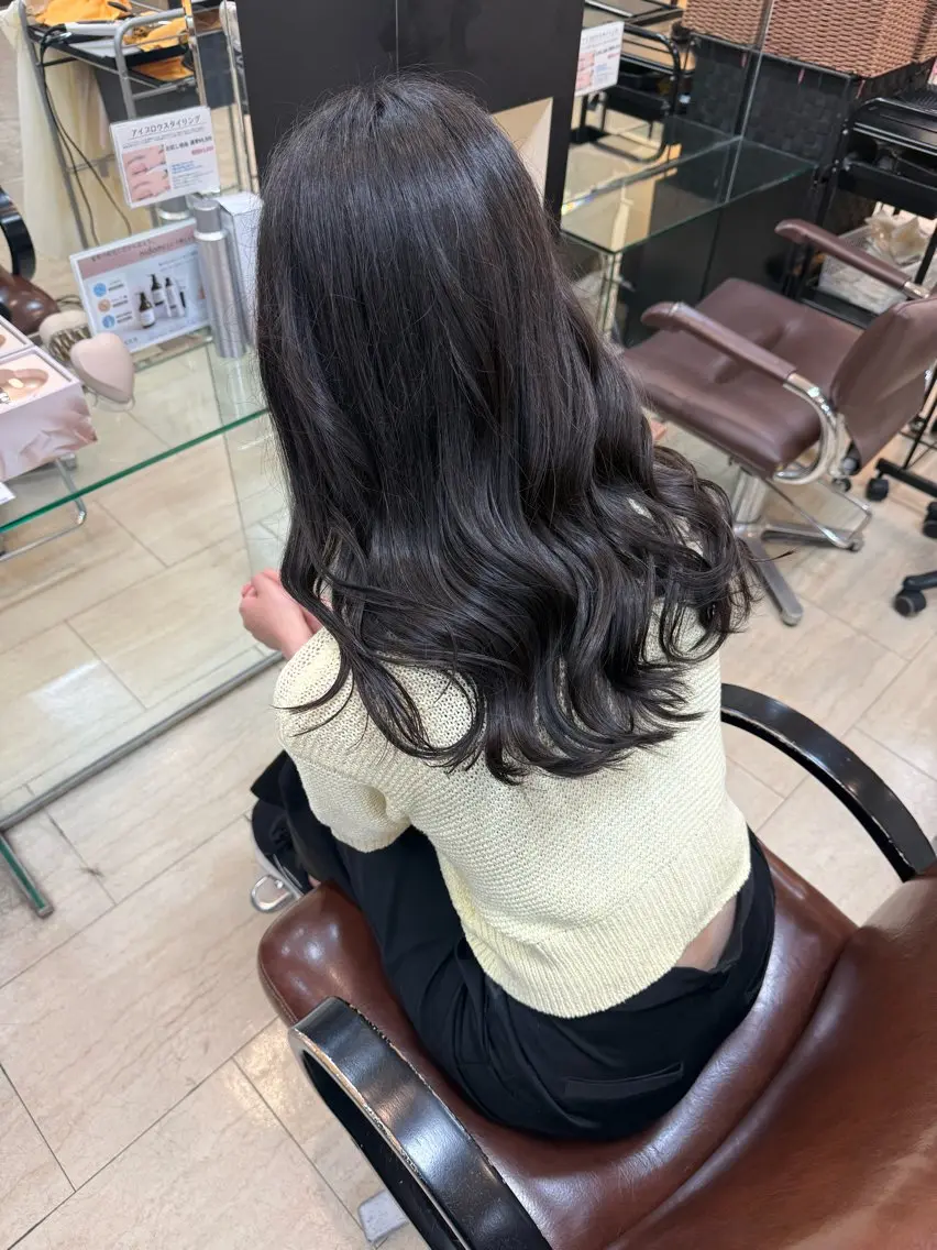 セミロング ヘアカラー 松本 仁美のヘアスタイル