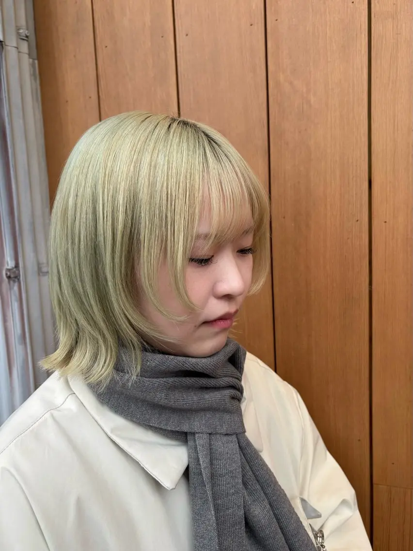 ショート ボブ レイヤーカット 外ハネヘア 栗原 歩美のヘアスタイル