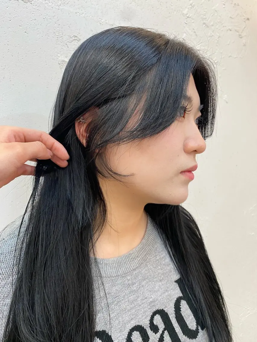 ロング カラー 顔周りカット 似合わせヘア 💇🏻‍♀/マリアのヘアスタイル