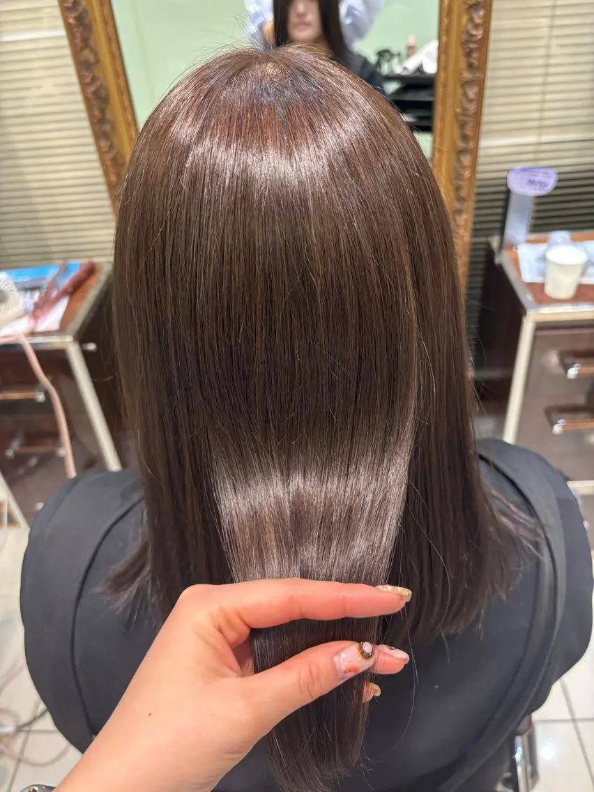 カラー ブラウンカラー ラベンダーカラー 暖色カラー🍎 家本 夏鈴のヘアスタイル
