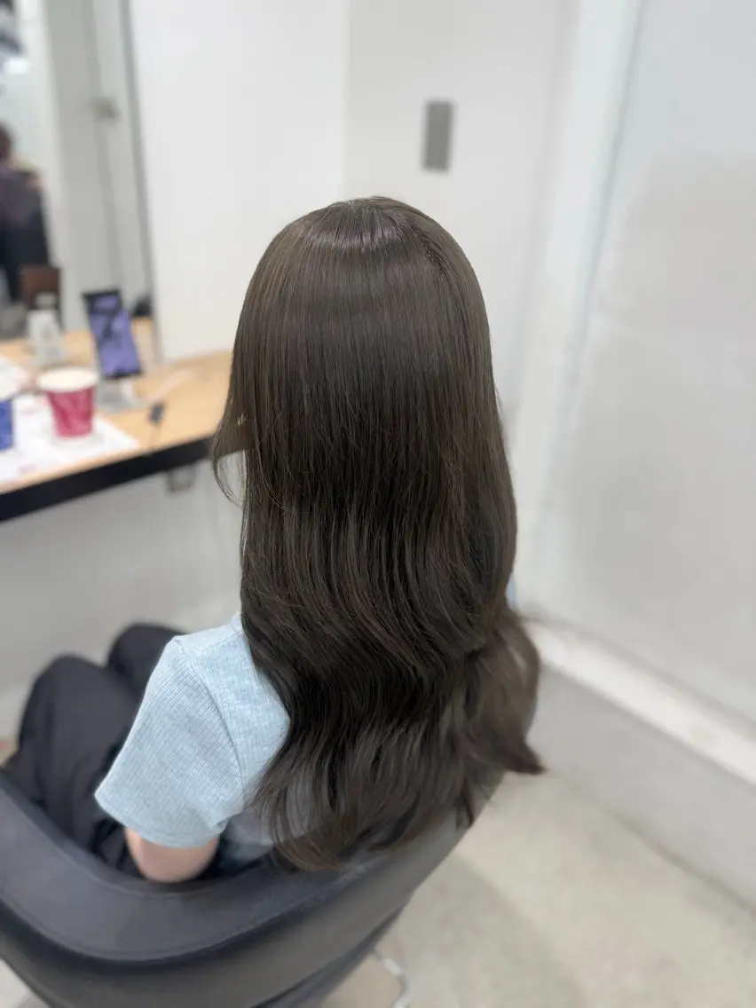 カラー 透明感カラー🫧 EMAのヘアスタイル