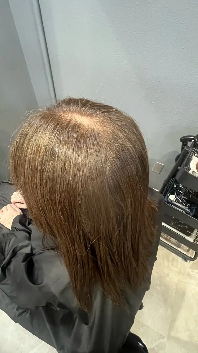 カラー ブラウンカラー オリーブブラウン LOARK HAIR マドカのヘアスタイル