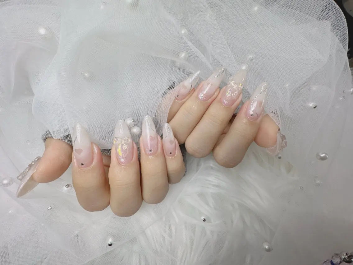 ネイル ハンドネイル EN salon💅 🦋もり💕のネイルデザイン