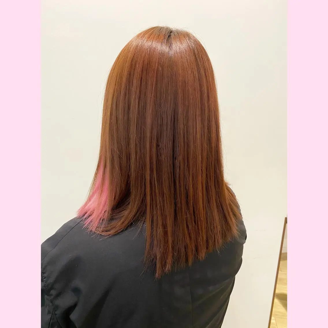 セミロング 小宮 真理奈のヘアスタイル