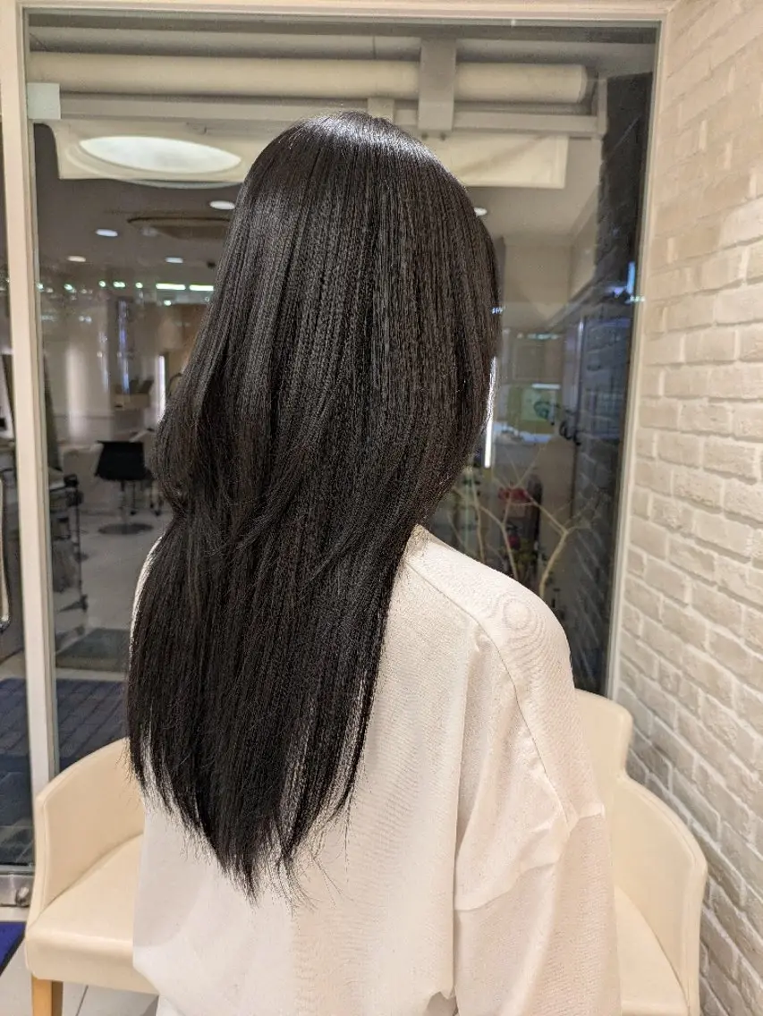 ロング ハイレイヤー レイヤーカット ウルフカット カット ヘアカラー トリートメント 佐々木 萌のヘアスタイル