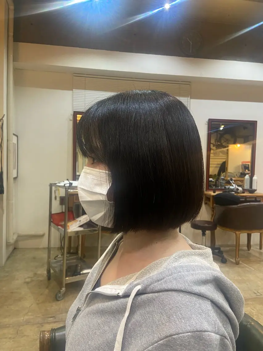 ミディアム 切りっぱなしボブ ボブ 岡本 蓮太のヘアスタイル
