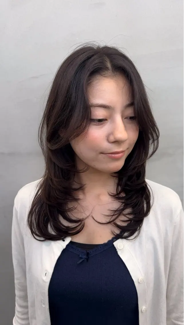 ロング カラー ヘアアレンジ 透明感カラー 髪質改善 韓国風ヘア レイヤーカット トリートメント カット ヘアカラー トリートメント 🌟🍒ハイトーン 韓国ヘア/ユウミのヘアスタイル