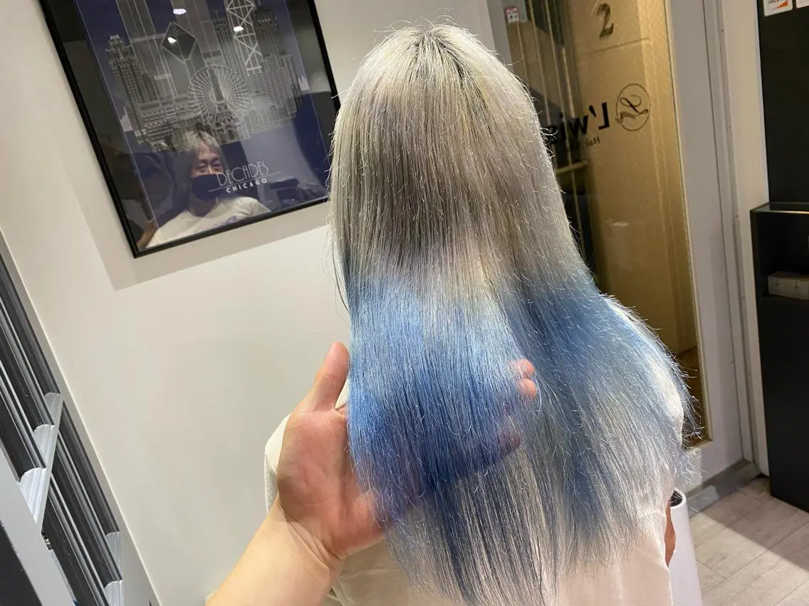 ロング L'wis　比佐野 大地のヘアスタイル