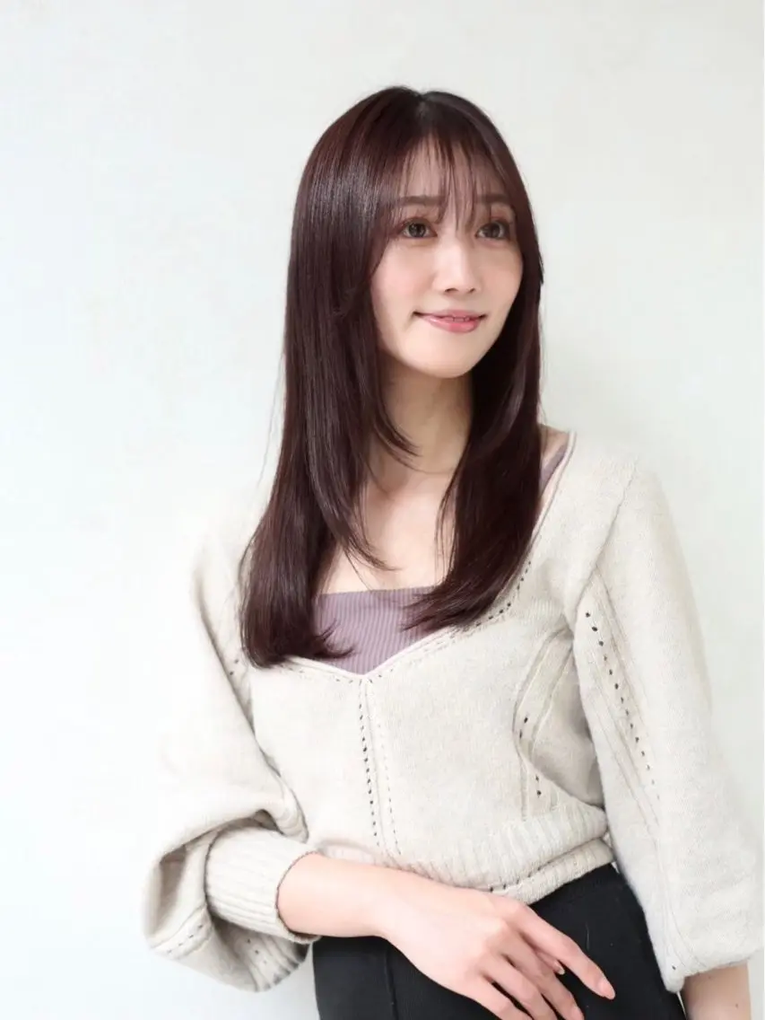 ロング inity Esakaのヘアスタイル