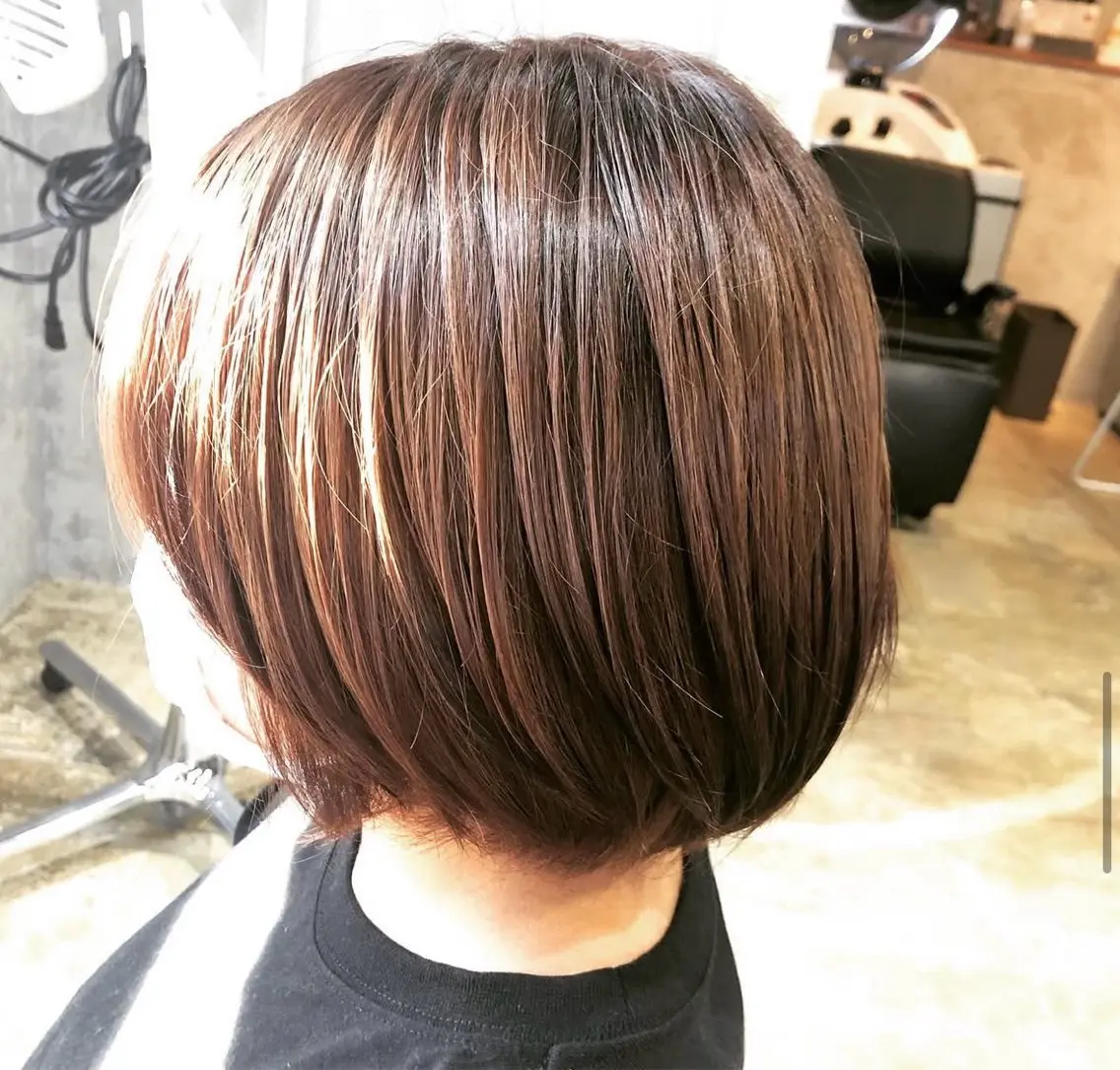 ショート カラー lore umeのヘアスタイル